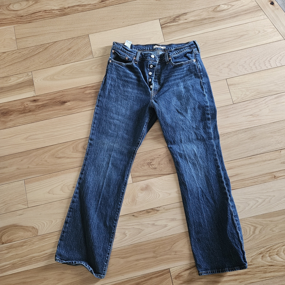 Levis Wedgie Bootcut